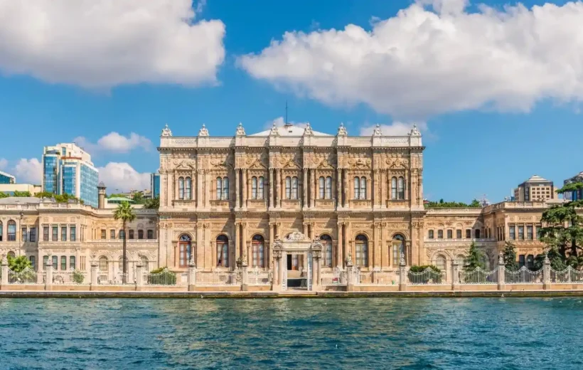 Bosphorus Cruise & Dolmabahce Palace Tour