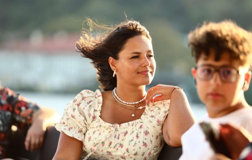 Istanbul Guided Bosphorus Afternoon Cruise on Luxury Yacht